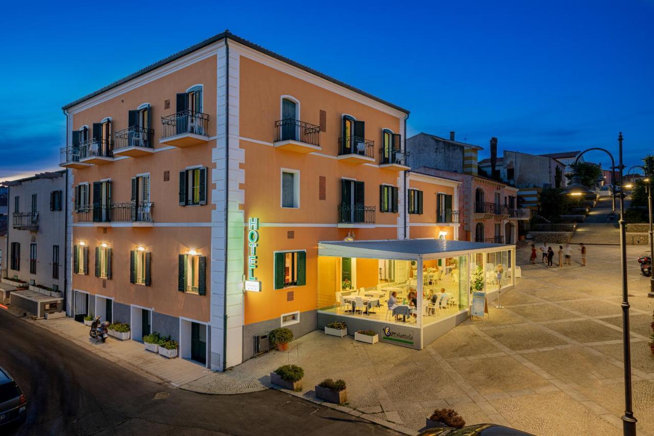 Hotel Marinaro Santa Teresa Gallura Kültér fotó